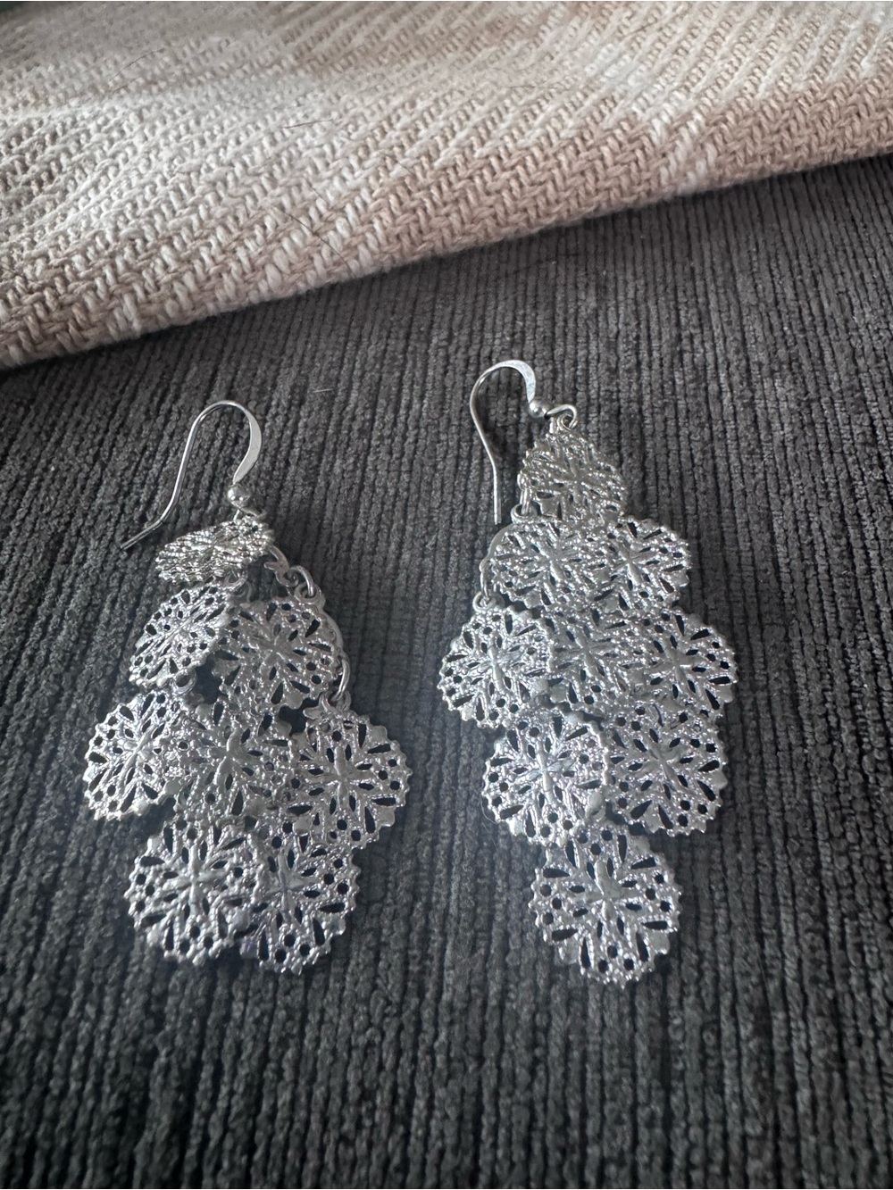 Silver Filigree Drop Earrings - Elegant Women Jewelry